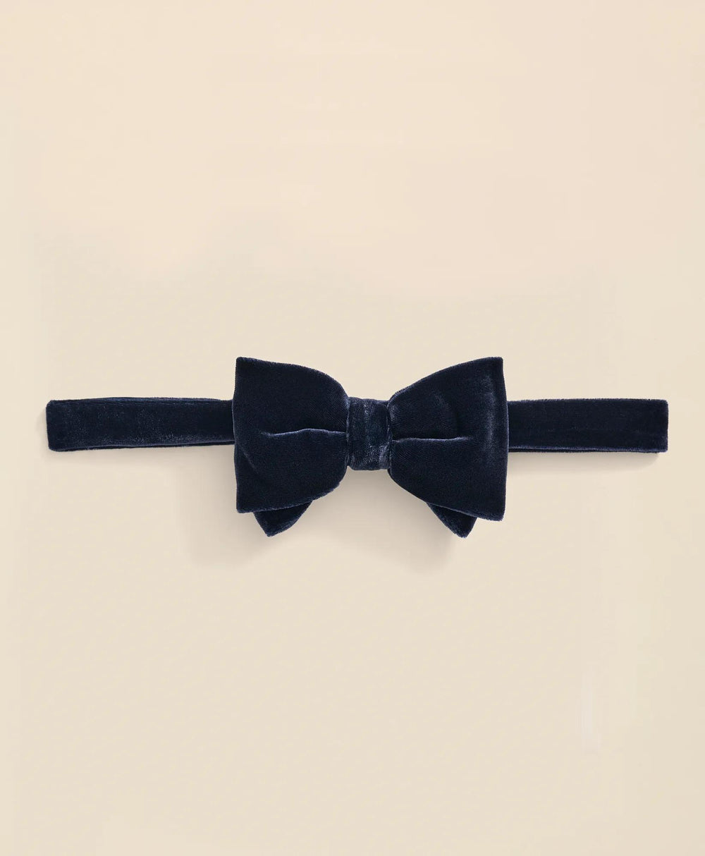 Formal Silk Blend Velvet Bow Tie | Brooks Brothers online shop
